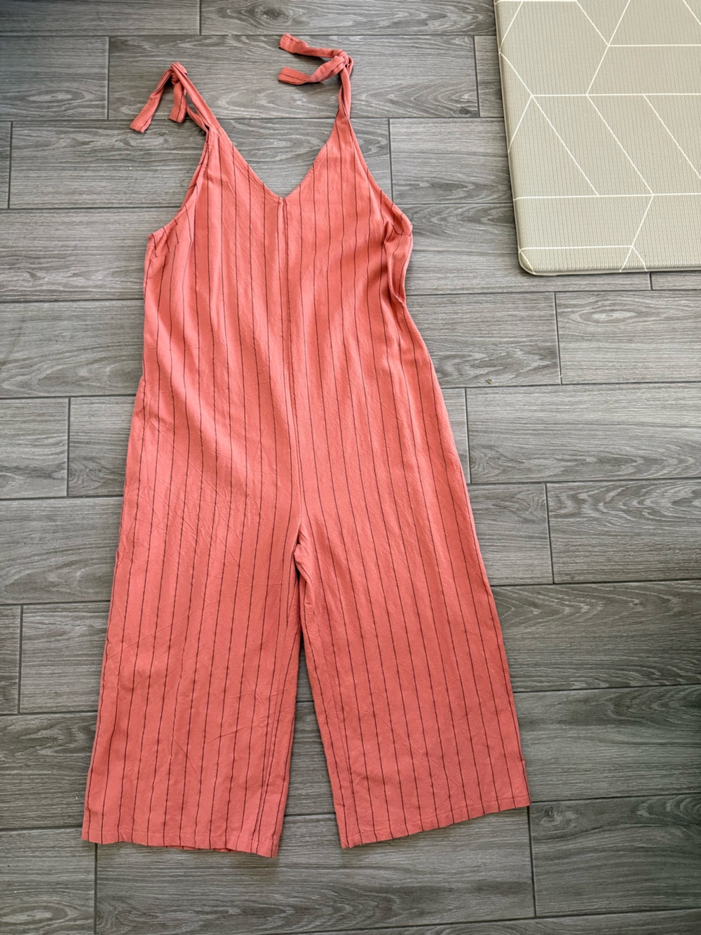 Urban romantics|Tie-Shoulder Wide-Leg Cropped Linen blend Jumpsuit-coral stripes